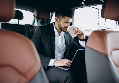 What to Expect from a First Class Chauffeur Experience